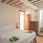 Buon Vento, L'albero Sbandieratore Cozy In Italy *